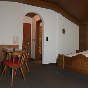 Kamer met een King Size Bed